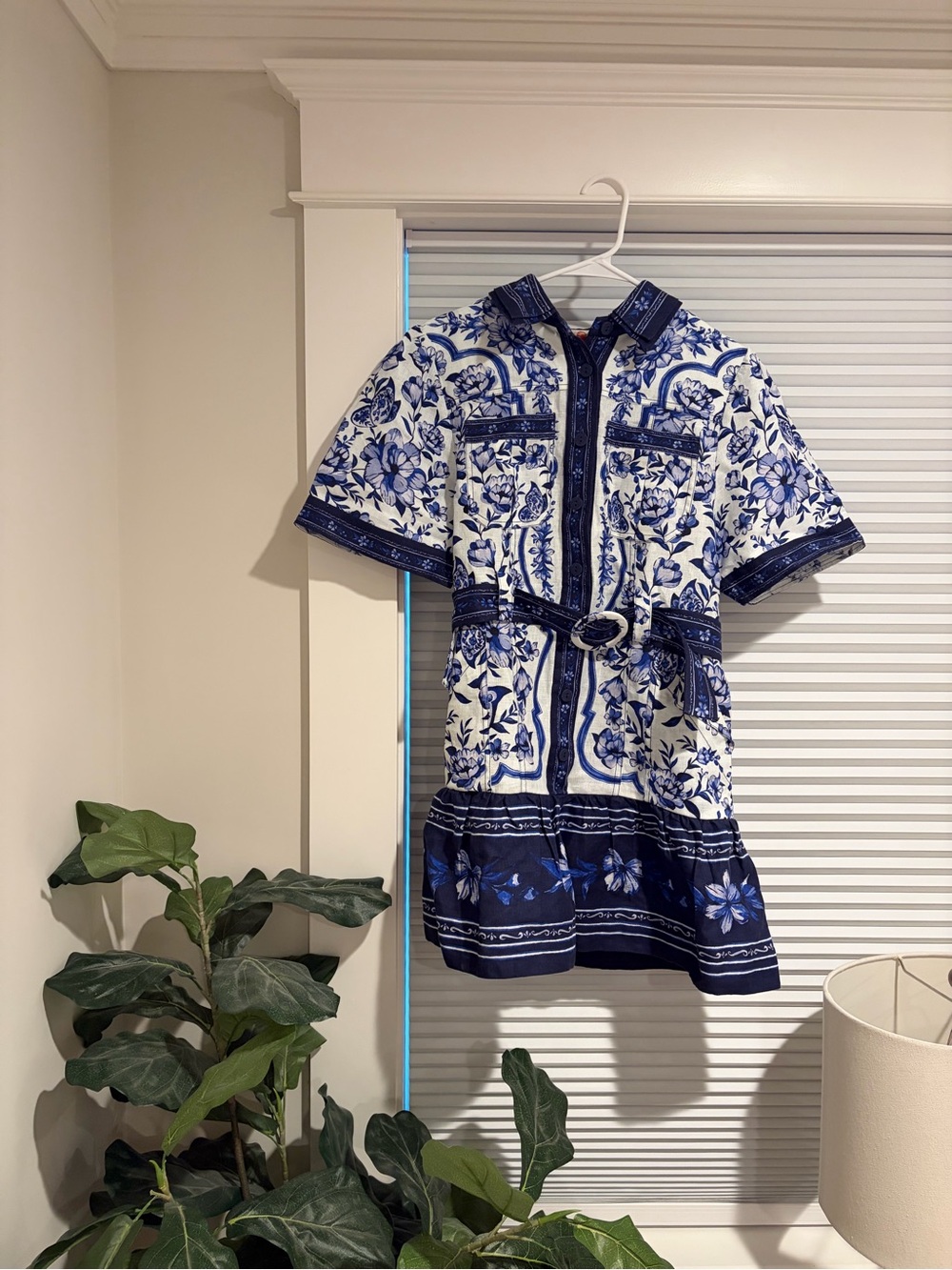 NWT - FARM Rio Off-White Porcelain Garden Mini Dress - current style - Picture 2 of 8